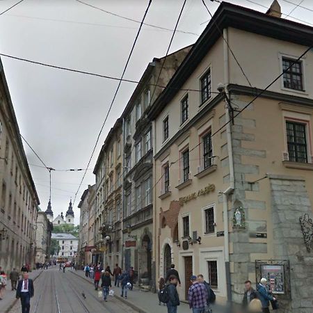 Уютная Квартира На Площади Рынок Lvov Exteriér fotografie